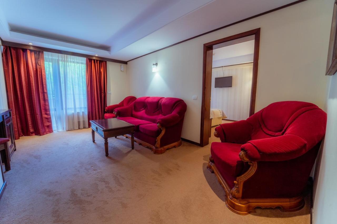 Hotel Perla سلانيك مولدوفا المظهر الخارجي الصورة