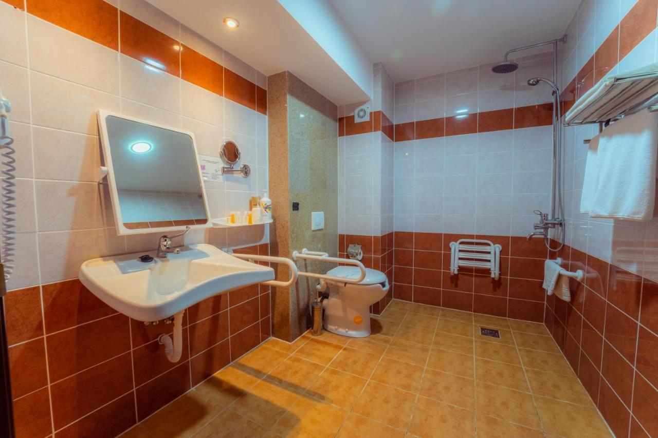 Hotel Perla سلانيك مولدوفا المظهر الخارجي الصورة