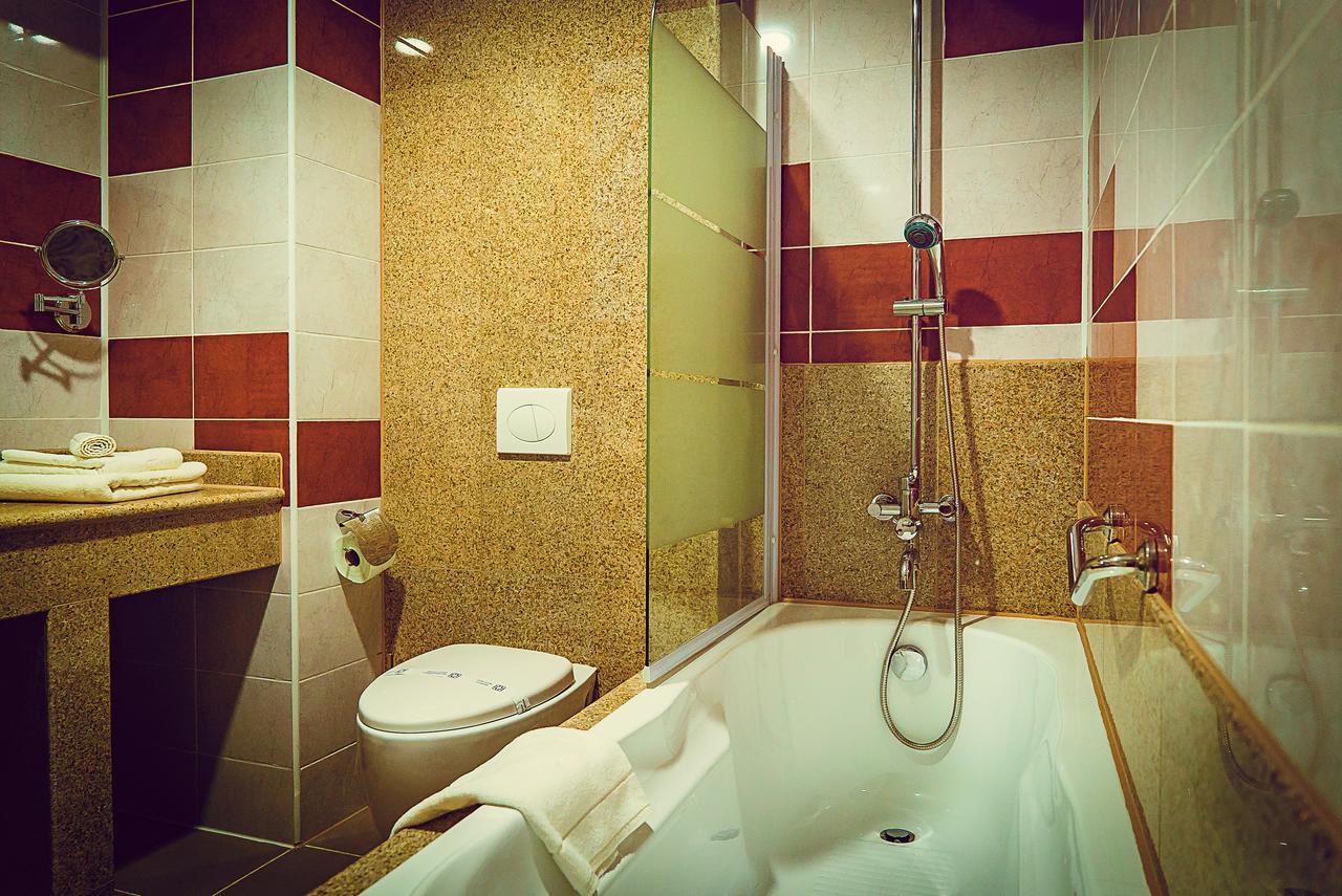 Hotel Perla سلانيك مولدوفا المظهر الخارجي الصورة